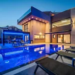 Royal 3 By Interhome