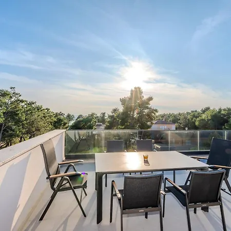 Royal 3 By Interhome Apartment *