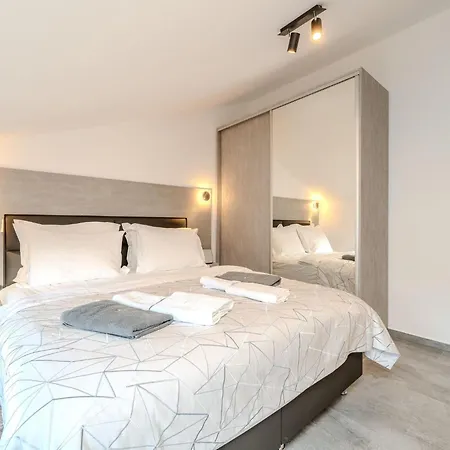 Apartment Royal 3 By Interhome *