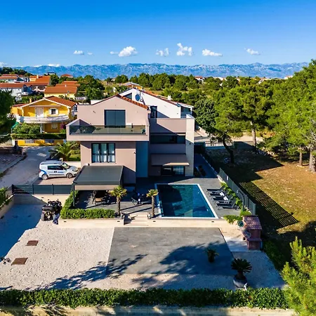 Appartamento Royal 3 By Interhome Vir