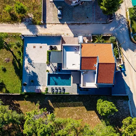 Appartamento Royal 3 By Interhome Vir